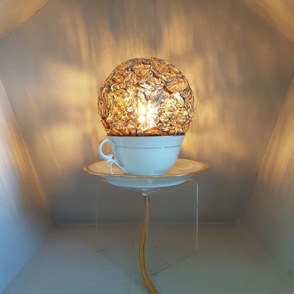 tasse de thé avec boule en dentelle de carton - éco-lodie